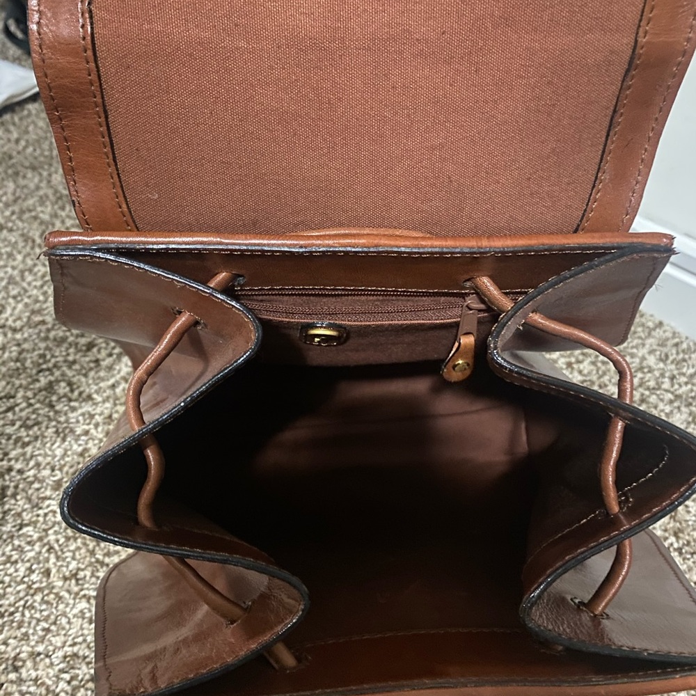 Weave Leather Backpack - Picture 5 of 7